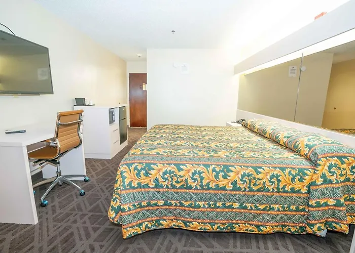 Regency Inn & Suites Dfw