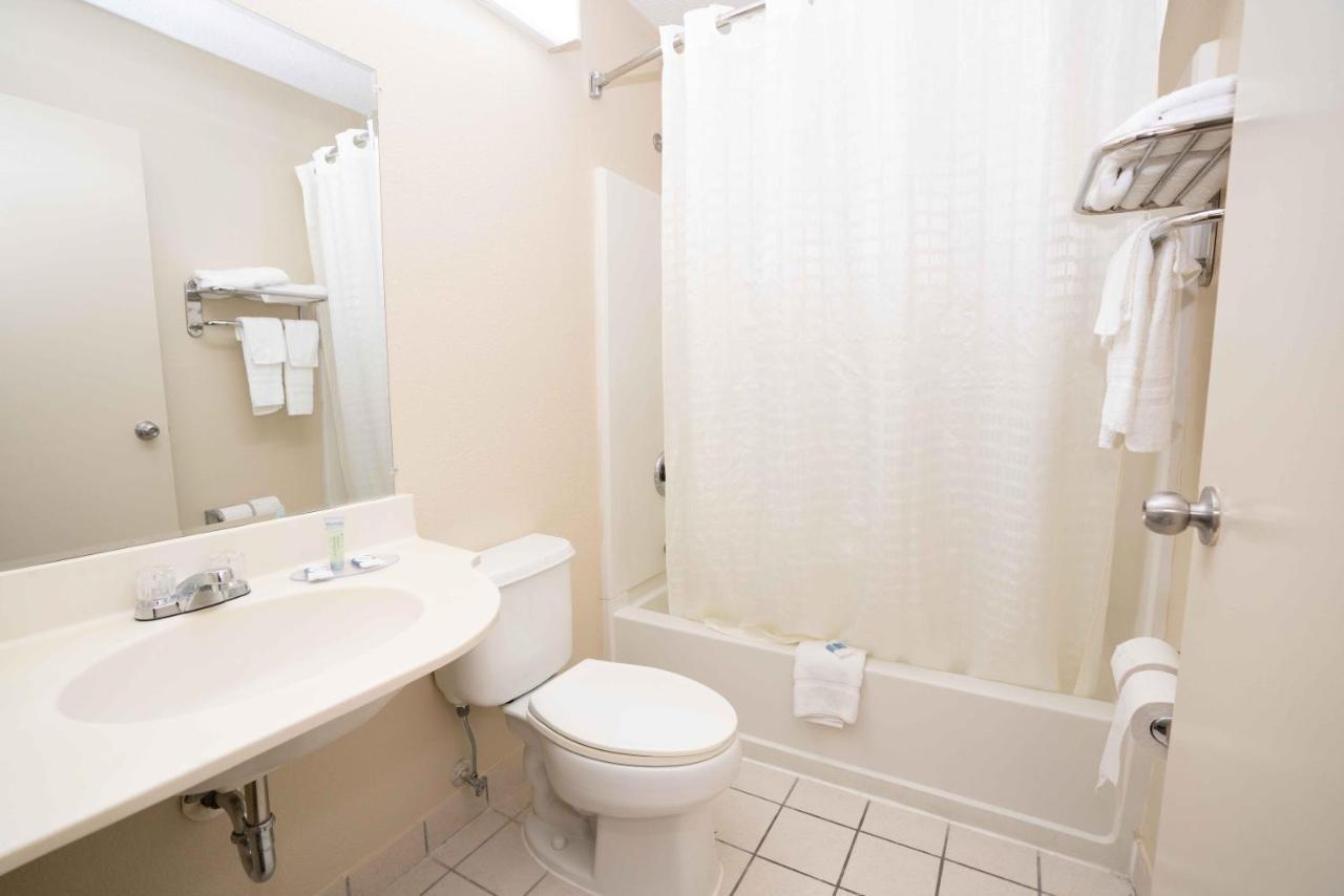 Hotel Regency & Dfw 3*