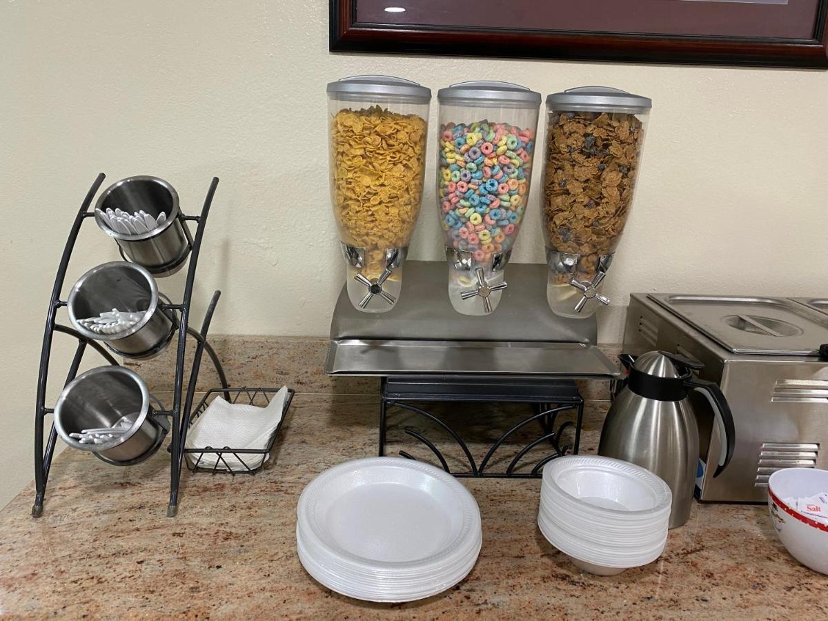 Hotel Regency & Dfw Euless